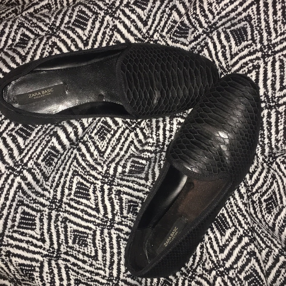 Zara loafers size 8